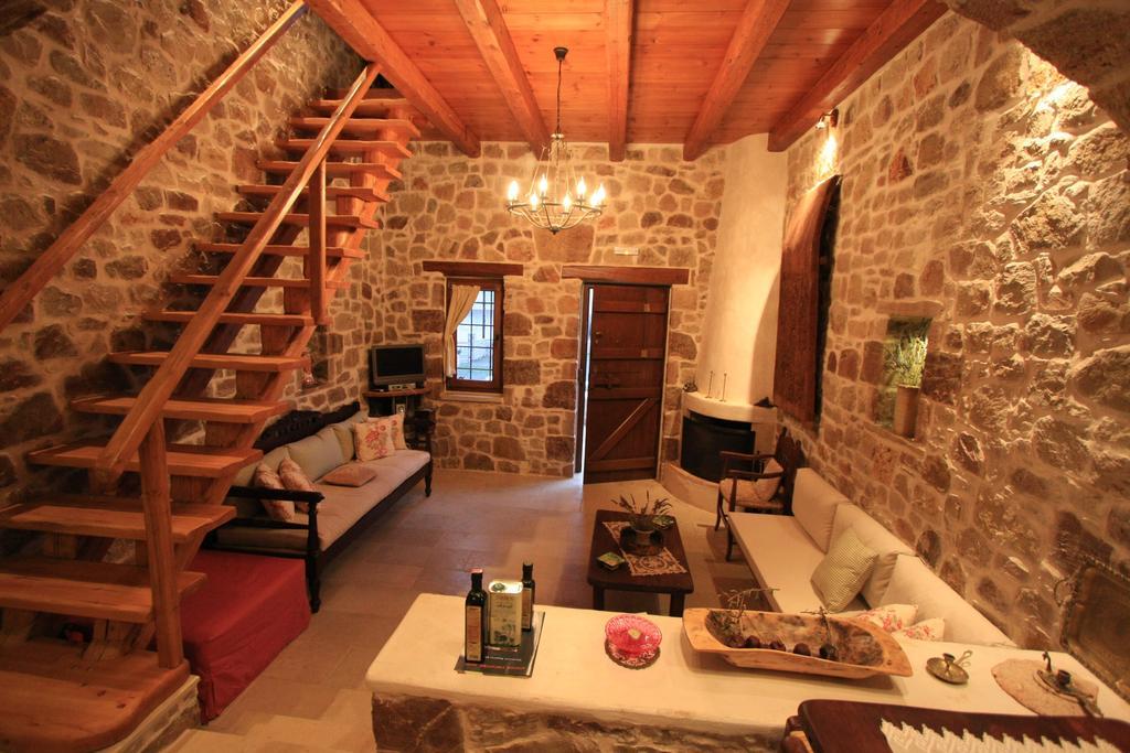 Lithos Traditional Guest Houses Ксерокампос Стая снимка