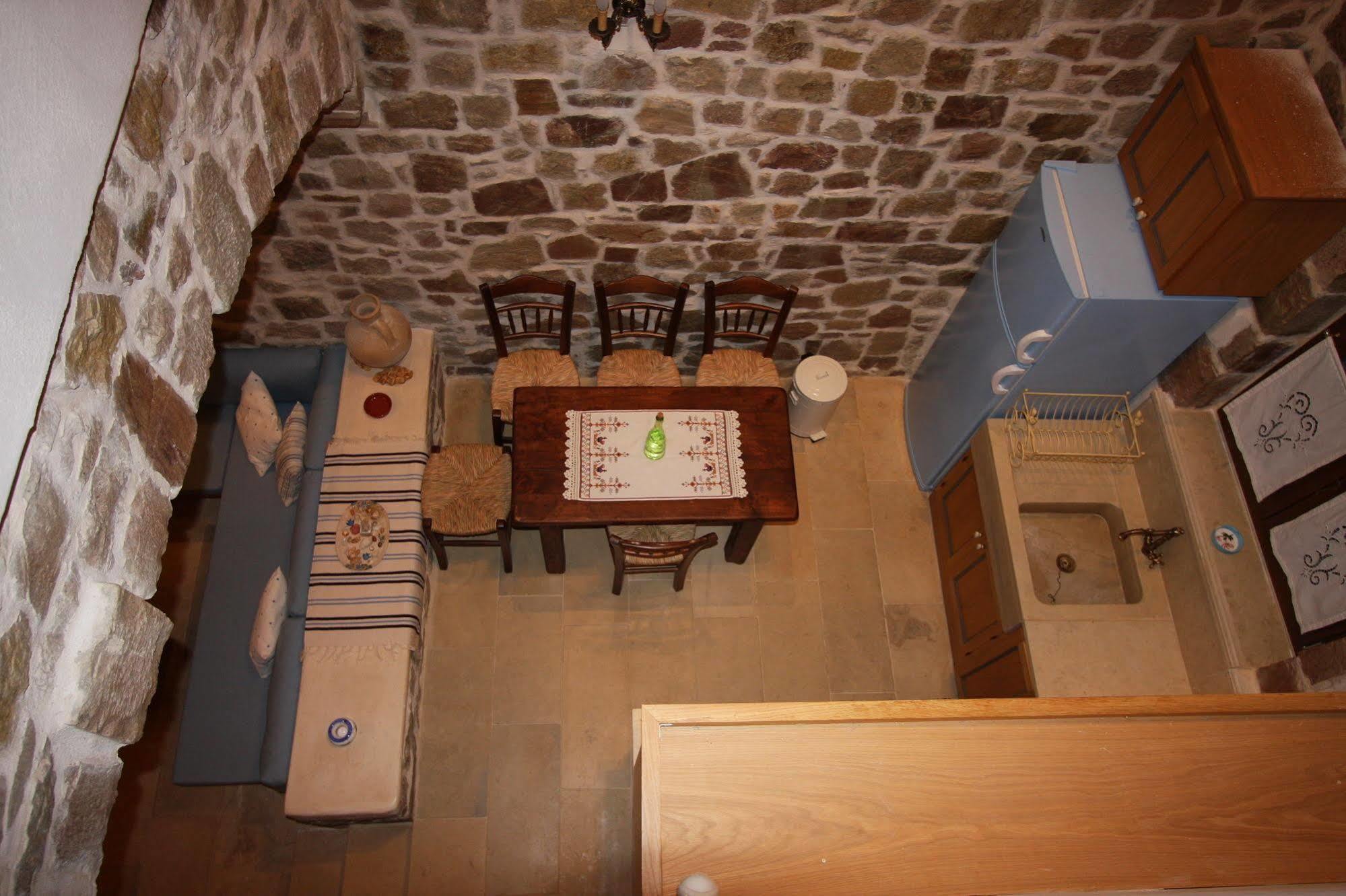 Lithos Traditional Guest Houses Ксерокампос Екстериор снимка