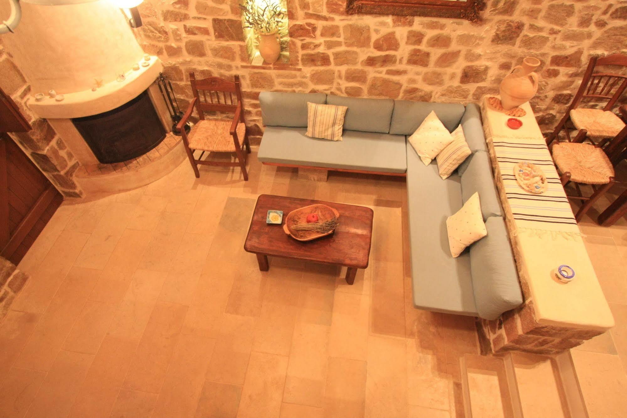 Lithos Traditional Guest Houses Ксерокампос Екстериор снимка